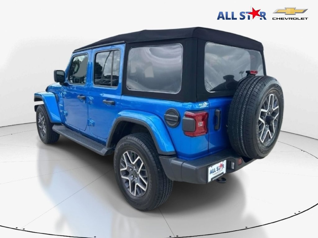 Used 2024 Jeep Wrangler Unlimited Sahara AWD/4WD image 6
