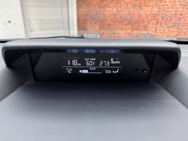 Used 2023 Subaru Crosstrek 2.0i AWD/4WD image 18