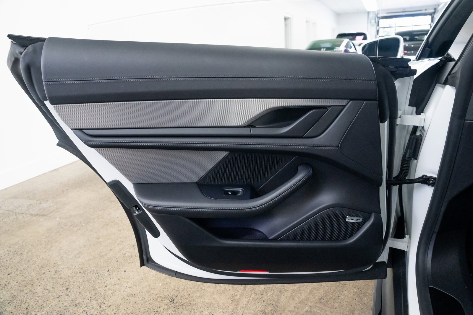 Used 2024 Porsche Taycan GTS image 21