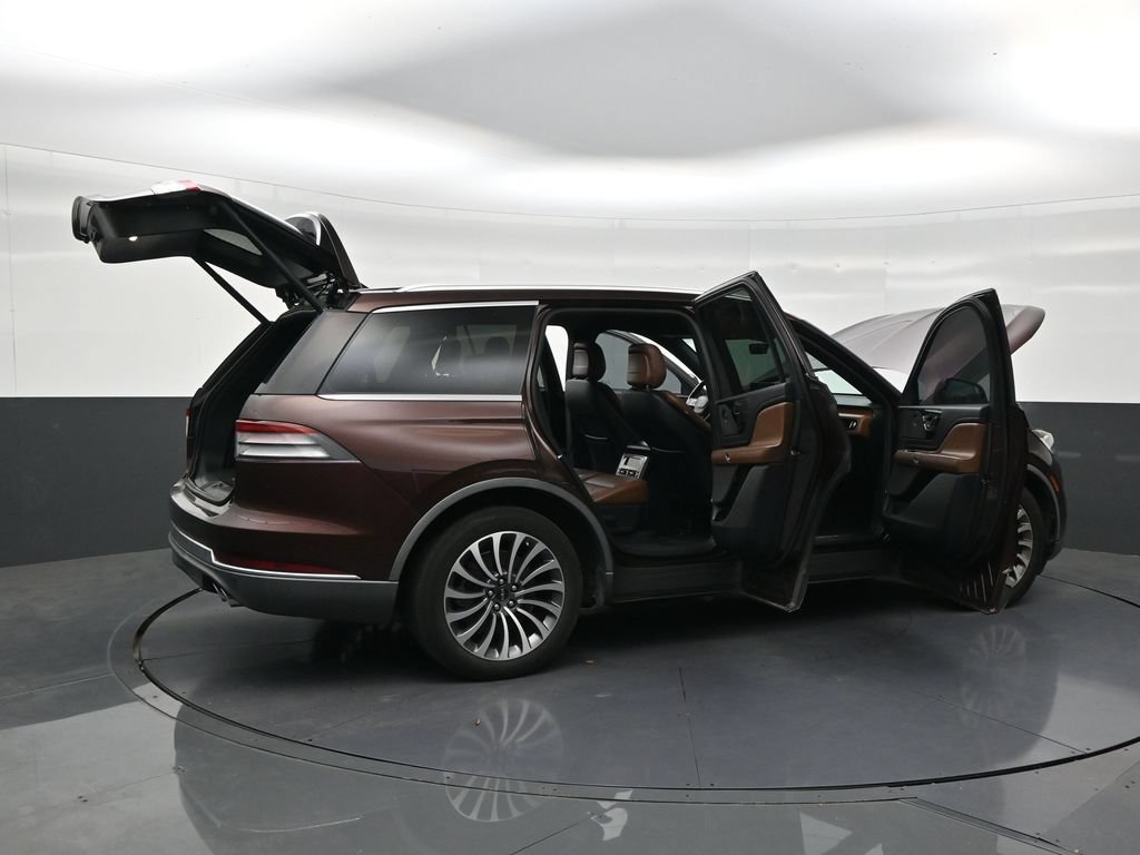 Used 2020 Lincoln Aviator Reserve w/ Elements Package Plus RWD image 27