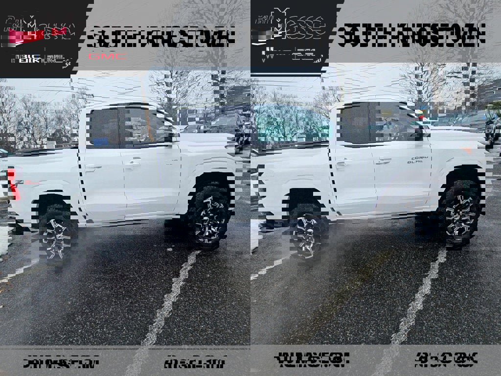 Used 2023 Chevrolet Colorado Z71 w/ Z71 Convenience Package 2 image 10