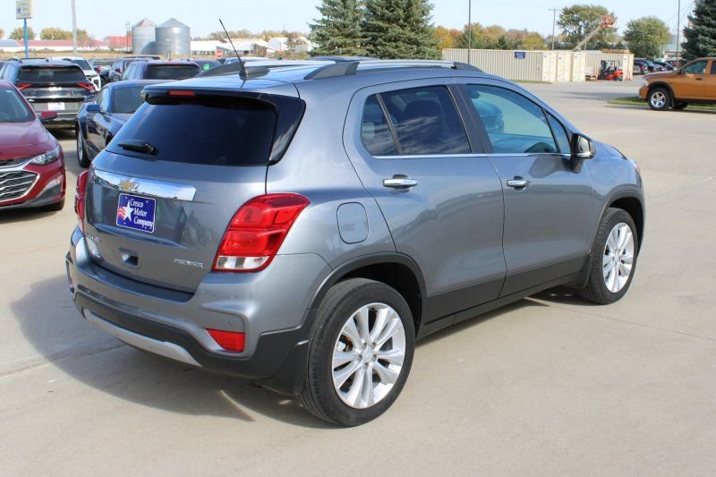 Used 2020 Chevrolet Trax Premier w/ LPO, Protection Package AWD/4WD image 5