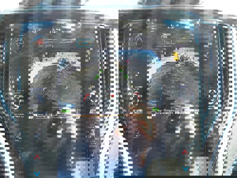 Used 2022 Subaru Outback Limited image 32