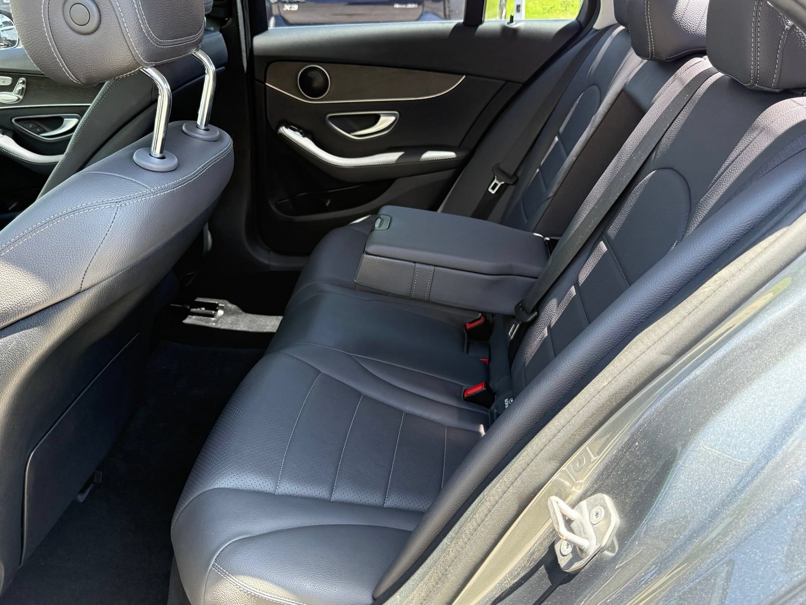 Used 2019 Mercedes-Benz C 300 Sedan w/ Premium Package image 43