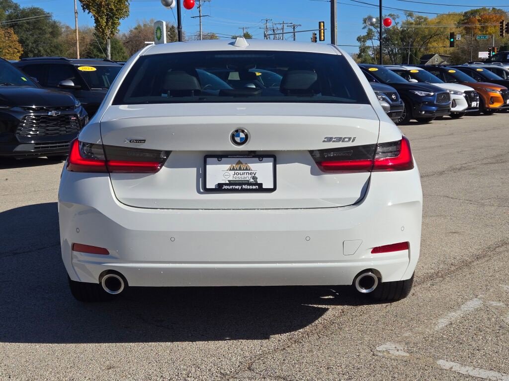 Used 2025 BMW 330i xDrive Sedan image 15