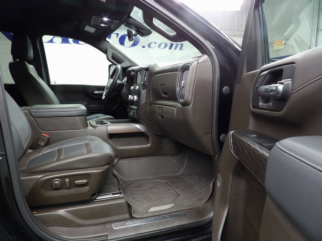 Used 2023 GMC Sierra 3500 Denali w/ Technology Package image 31