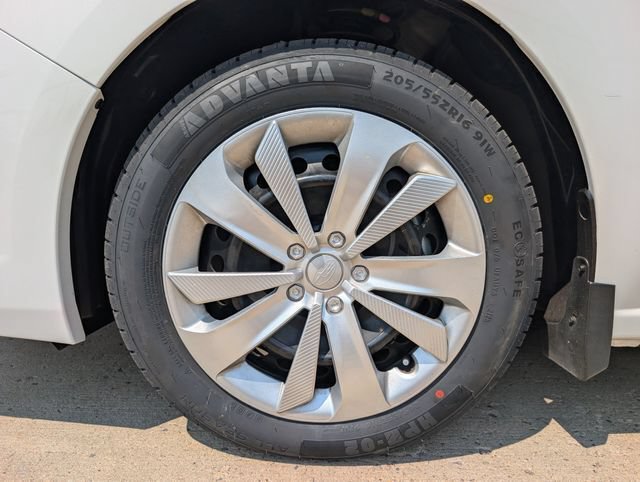 Used 2020 Subaru Impreza 2.0i AWD/4WD image 12