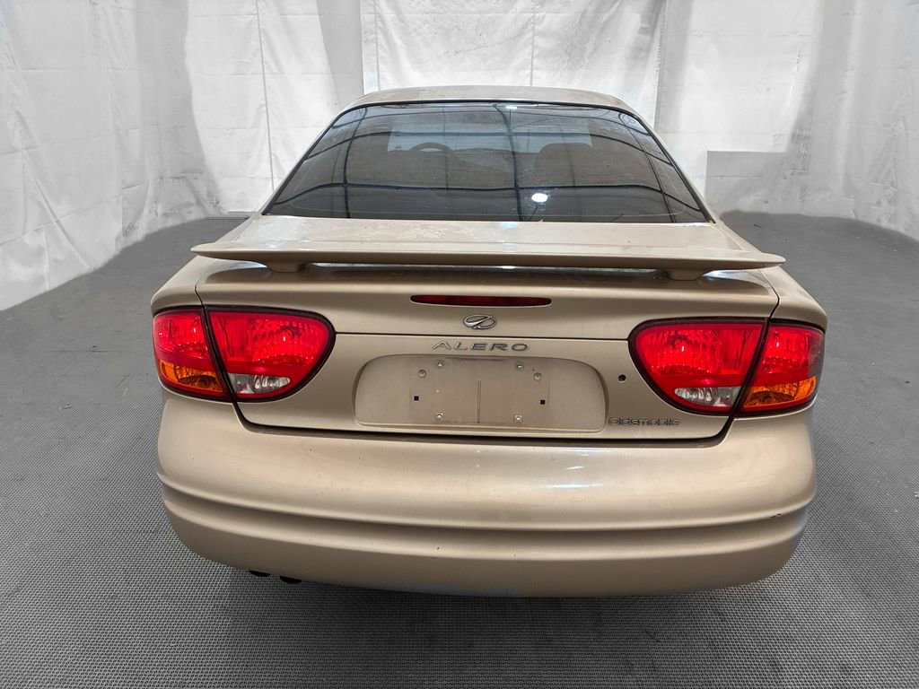 Used 2004 Oldsmobile Alero GL FWD image 5