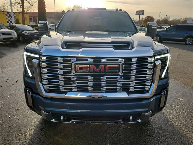 New 2026 GMC Sierra 2500 Denali w/ Denali Reserve Package image 11