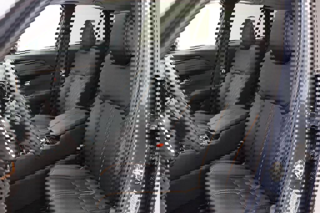 Used 2025 MAZDA CX-50 2.5 Hybrid w/ Premium Plus Pkg image 15