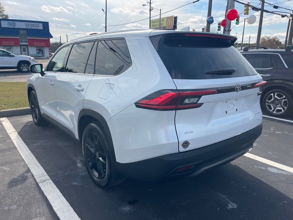 Used 2024 Toyota Grand Highlander Platinum image 12