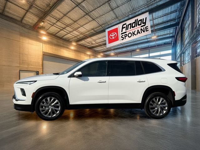 Used 2025 Buick Enclave Preferred AWD/4WD image 3