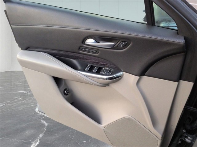 Used 2023 Cadillac XT4 Premium Luxury image 21