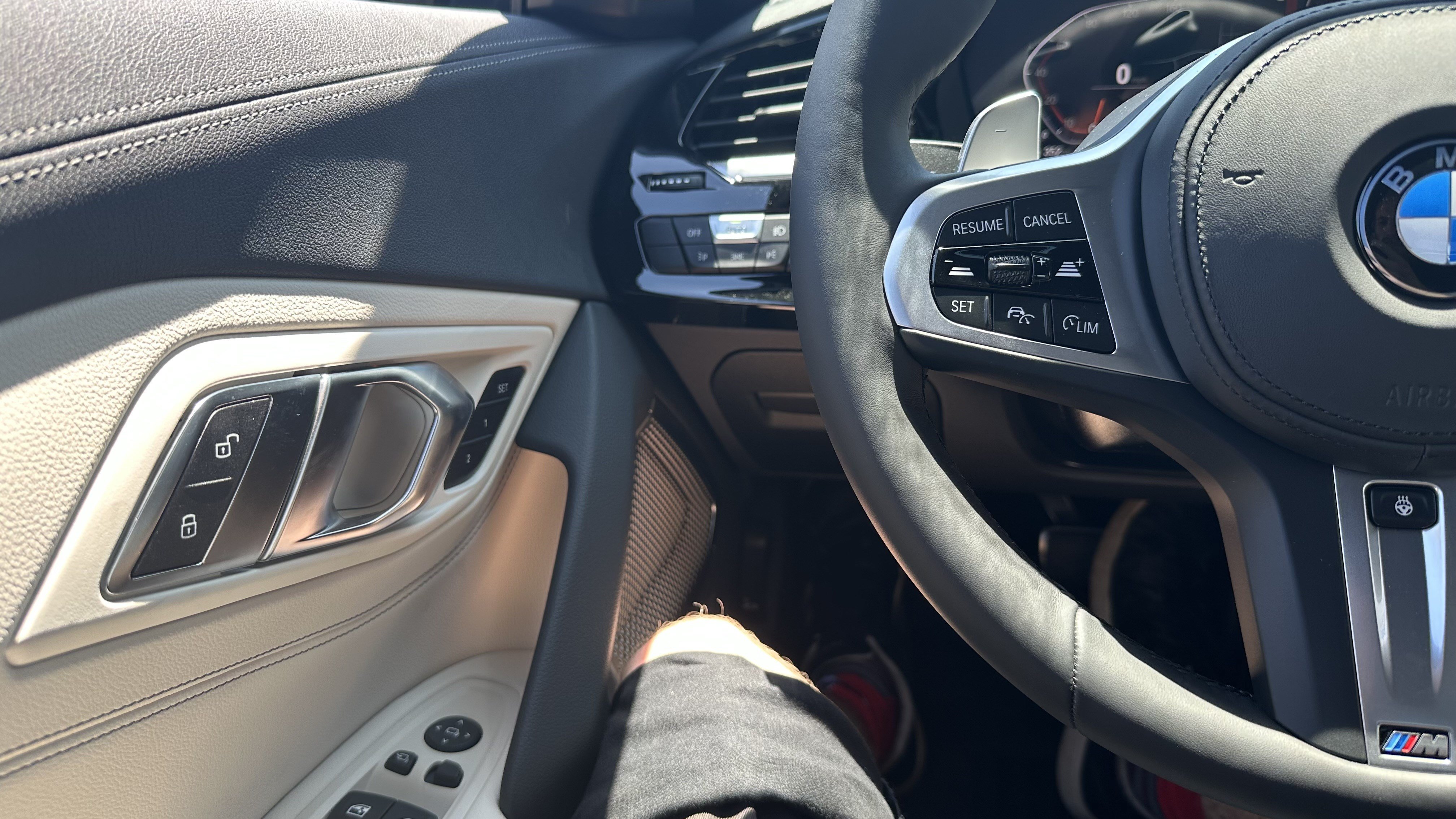 New 2026 BMW Z4 sDrive30i w/ Premium Package RWD image 17