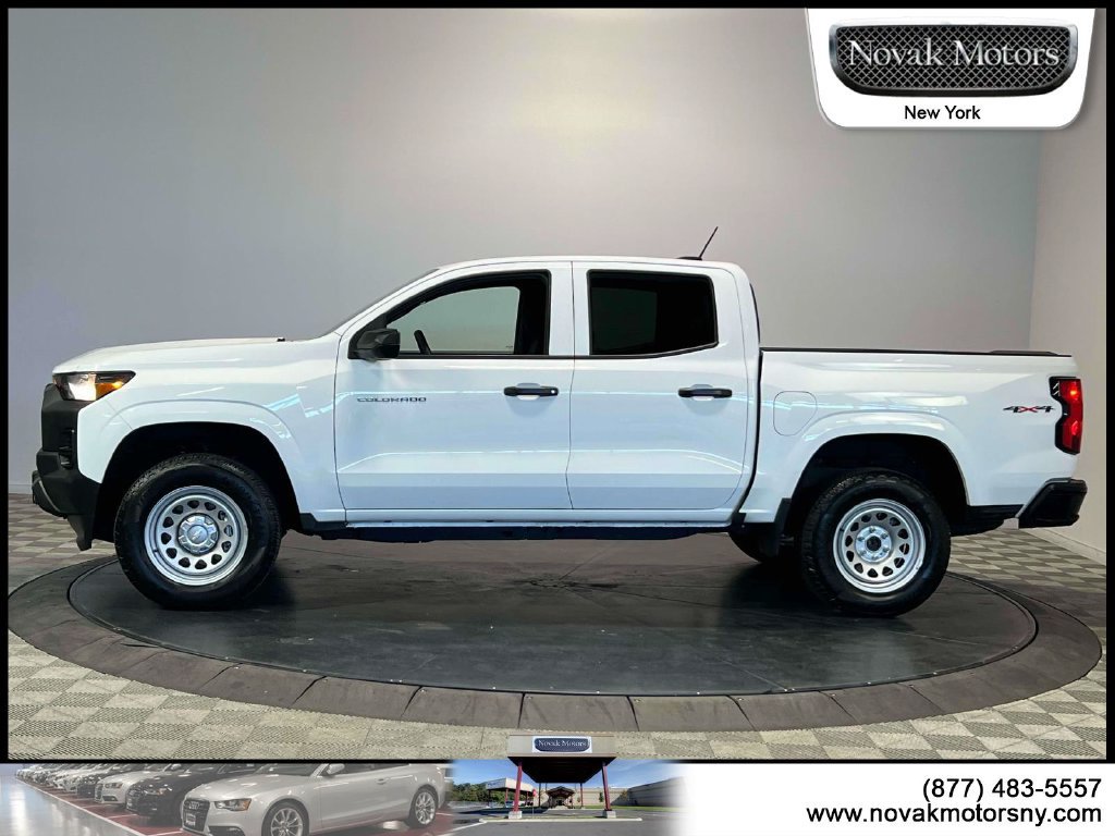 Used 2023 Chevrolet Colorado W/T w/ WT Convenience Package II AWD/4WD image 5