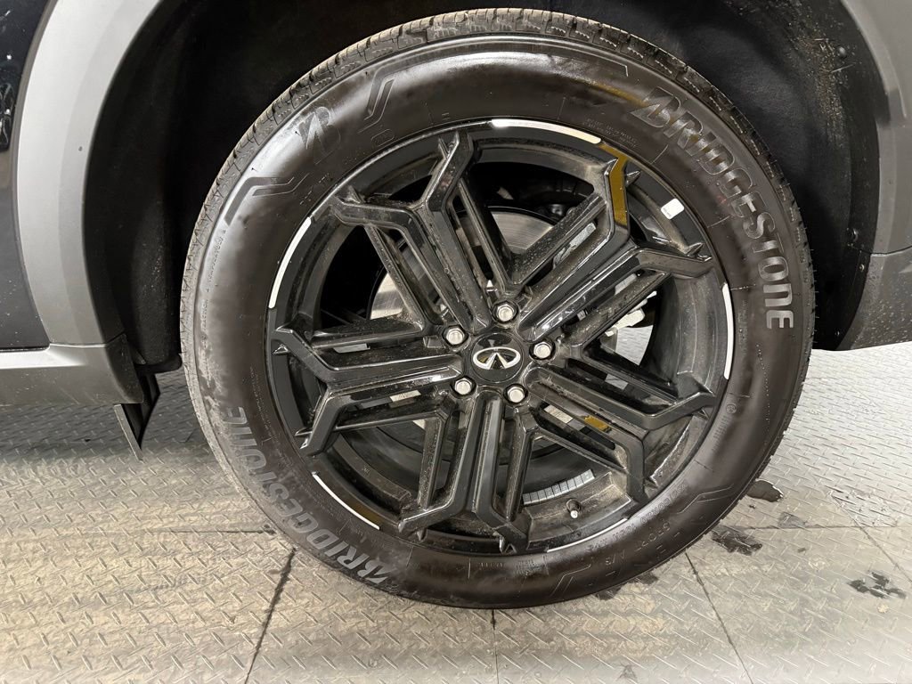 Used 2026 INFINITI QX60 Sport image 7