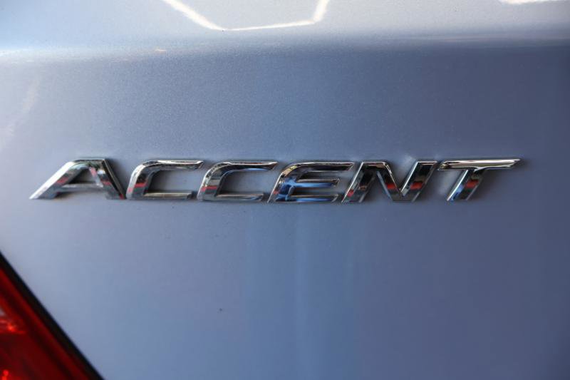 Used 2013 Hyundai Accent SE image 10