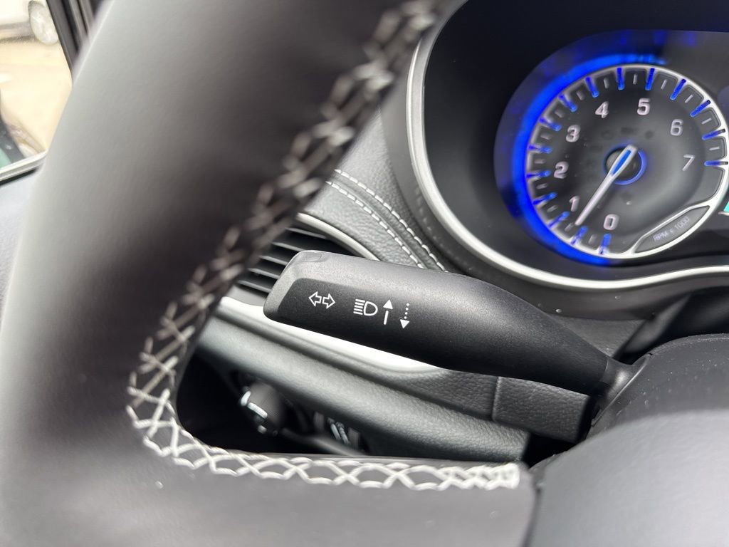 New 2026 Chrysler Pacifica Select image 12