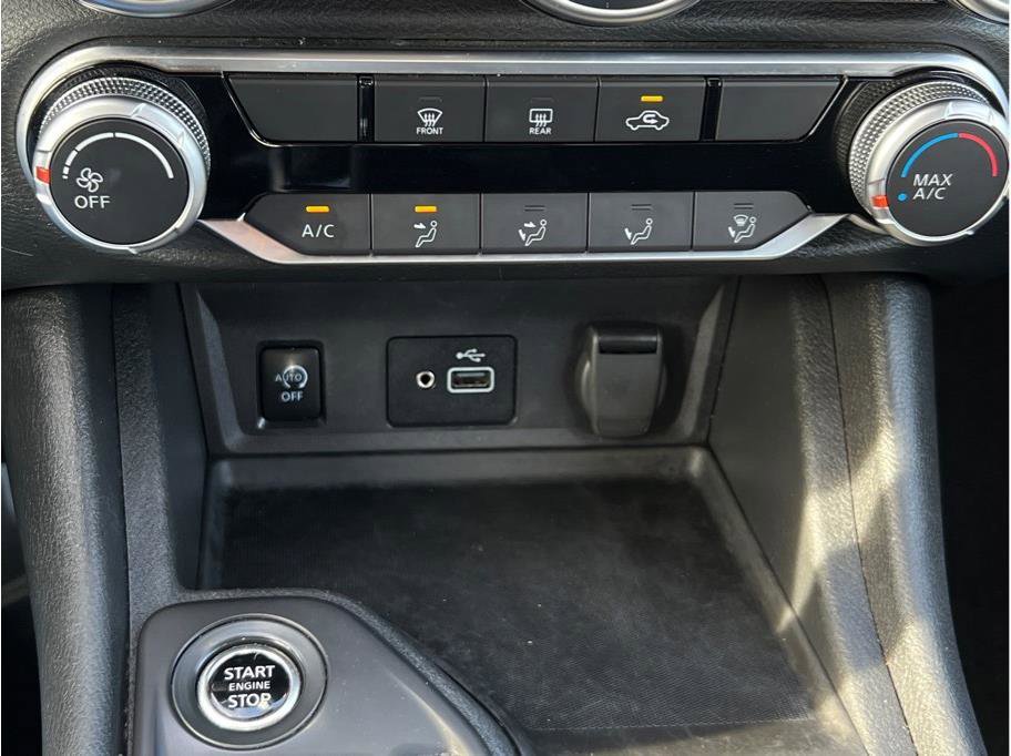 Used 2024 Nissan Sentra S image 13