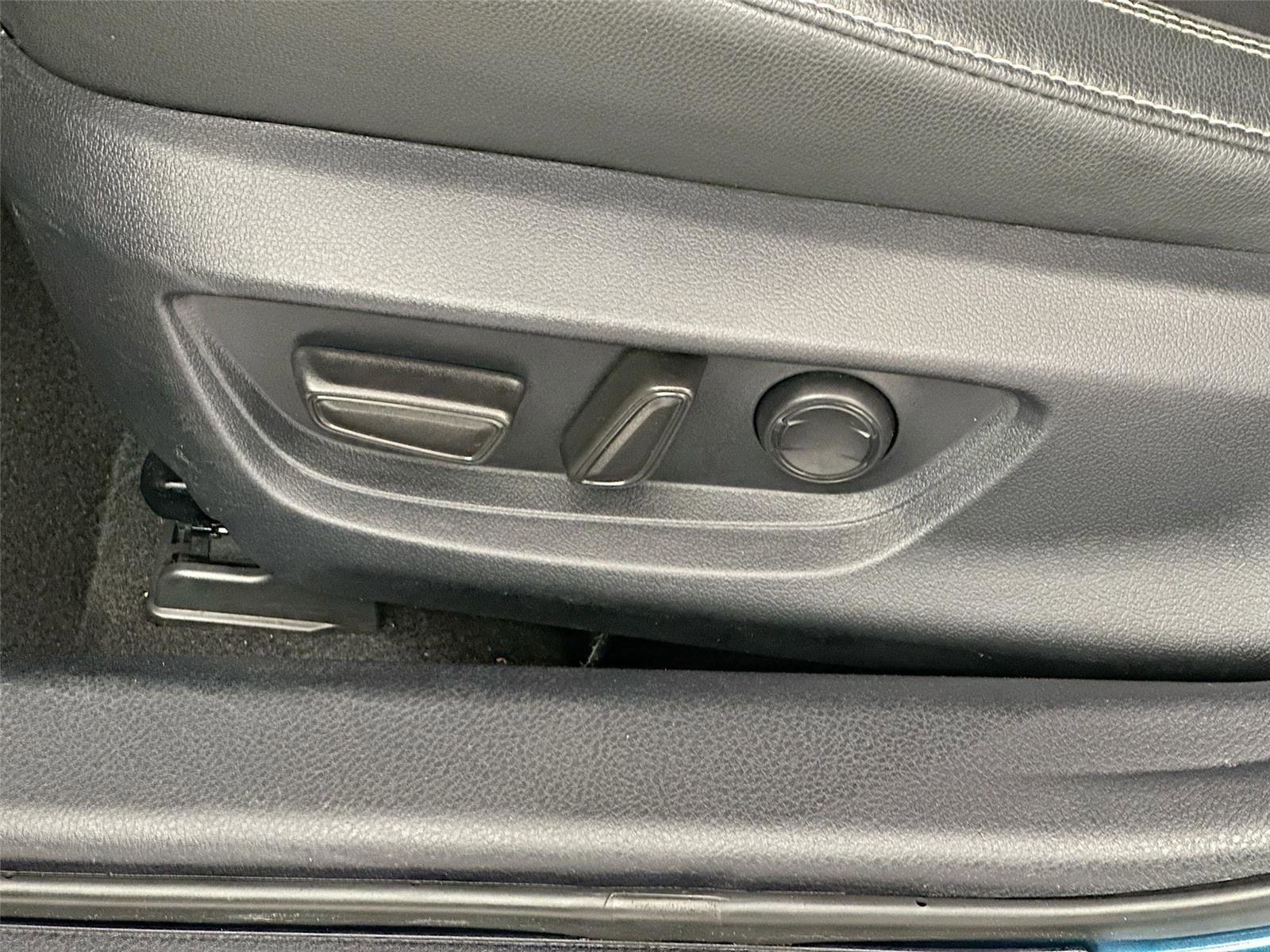 Certified 2025 Toyota Camry SE image 19