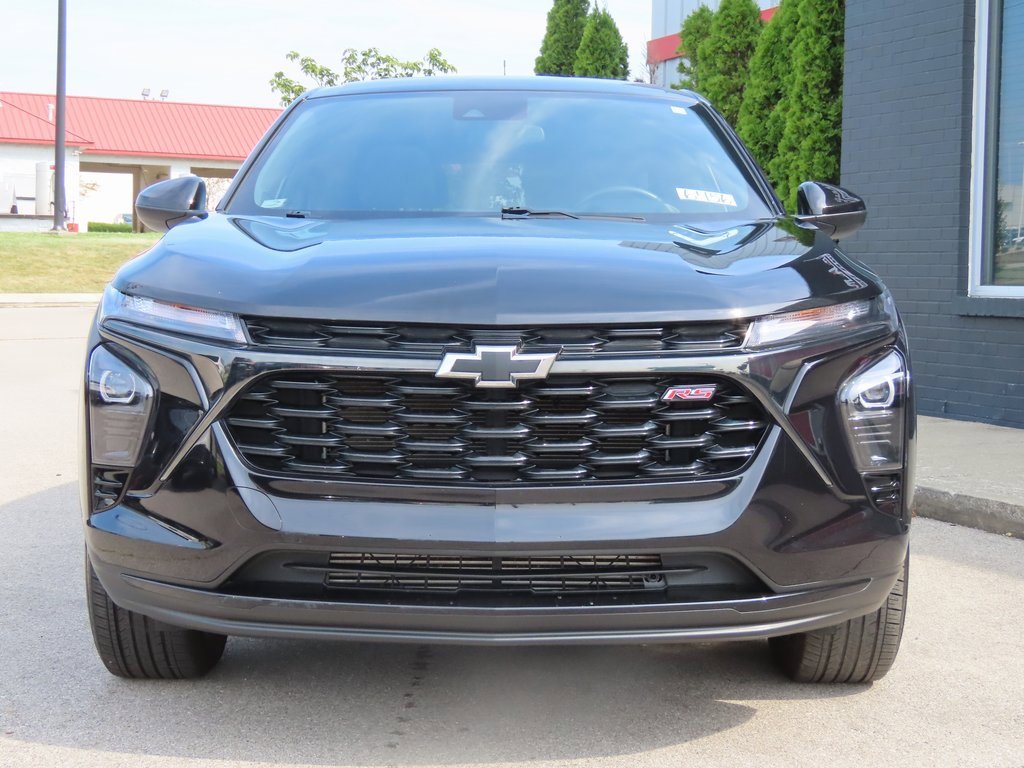 Used 2024 Chevrolet Trax RS w/ Sunroof Package image 15