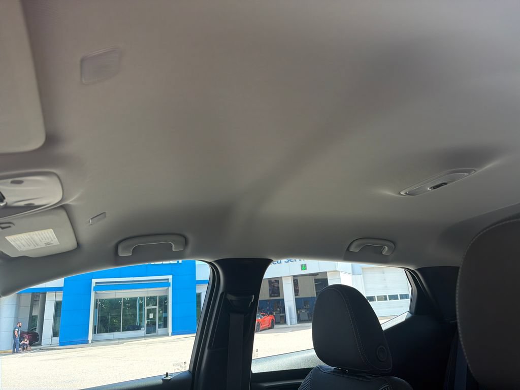 New 2027 Chevrolet Bolt LT w/ Comfort Package FWD image 22