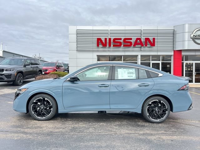 New 2026 Nissan Sentra SR w/ SR All Weather Package FWD image 2