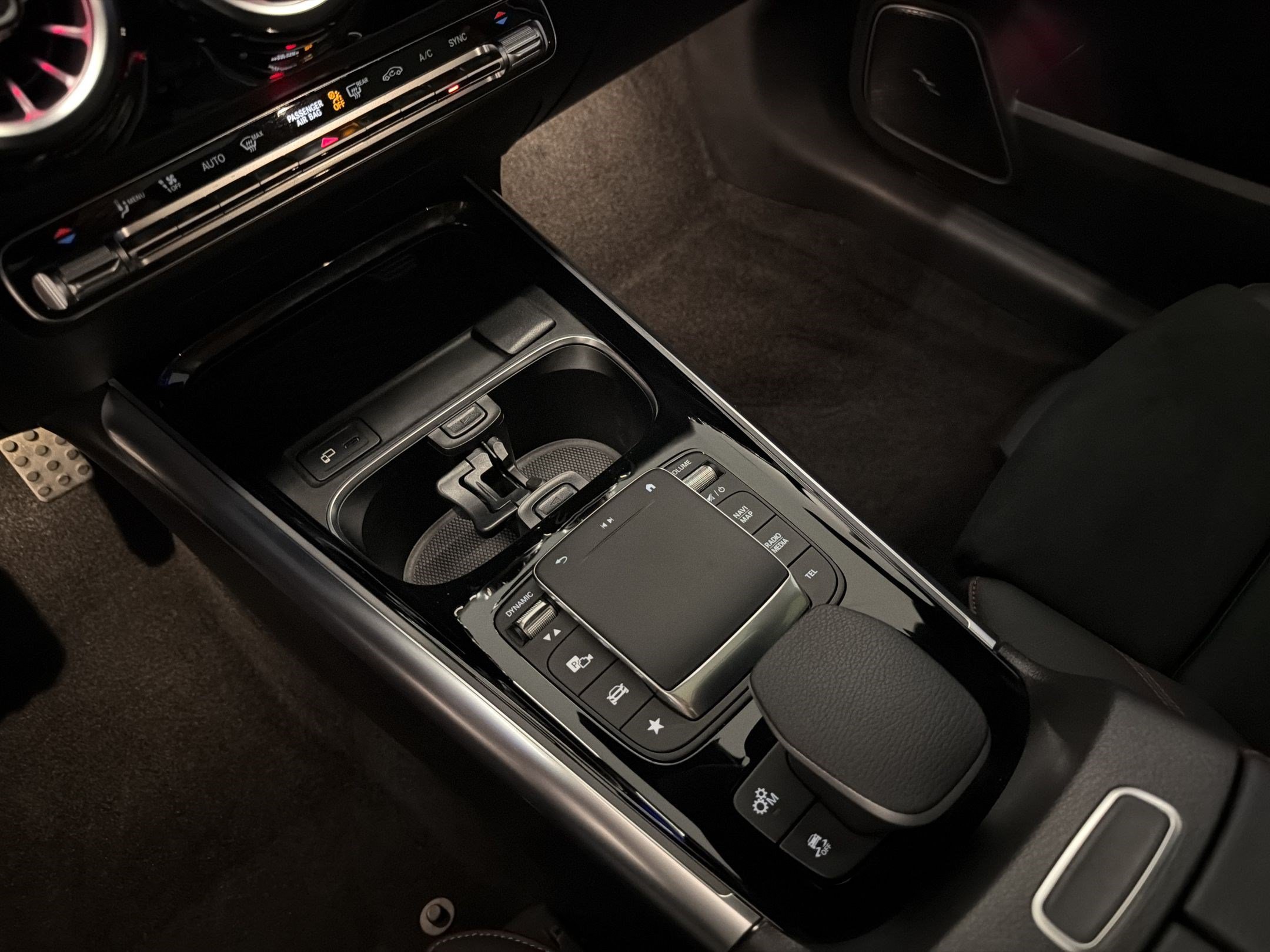 Certified 2023 Mercedes-Benz GLA 45 AMG 4MATIC image 18