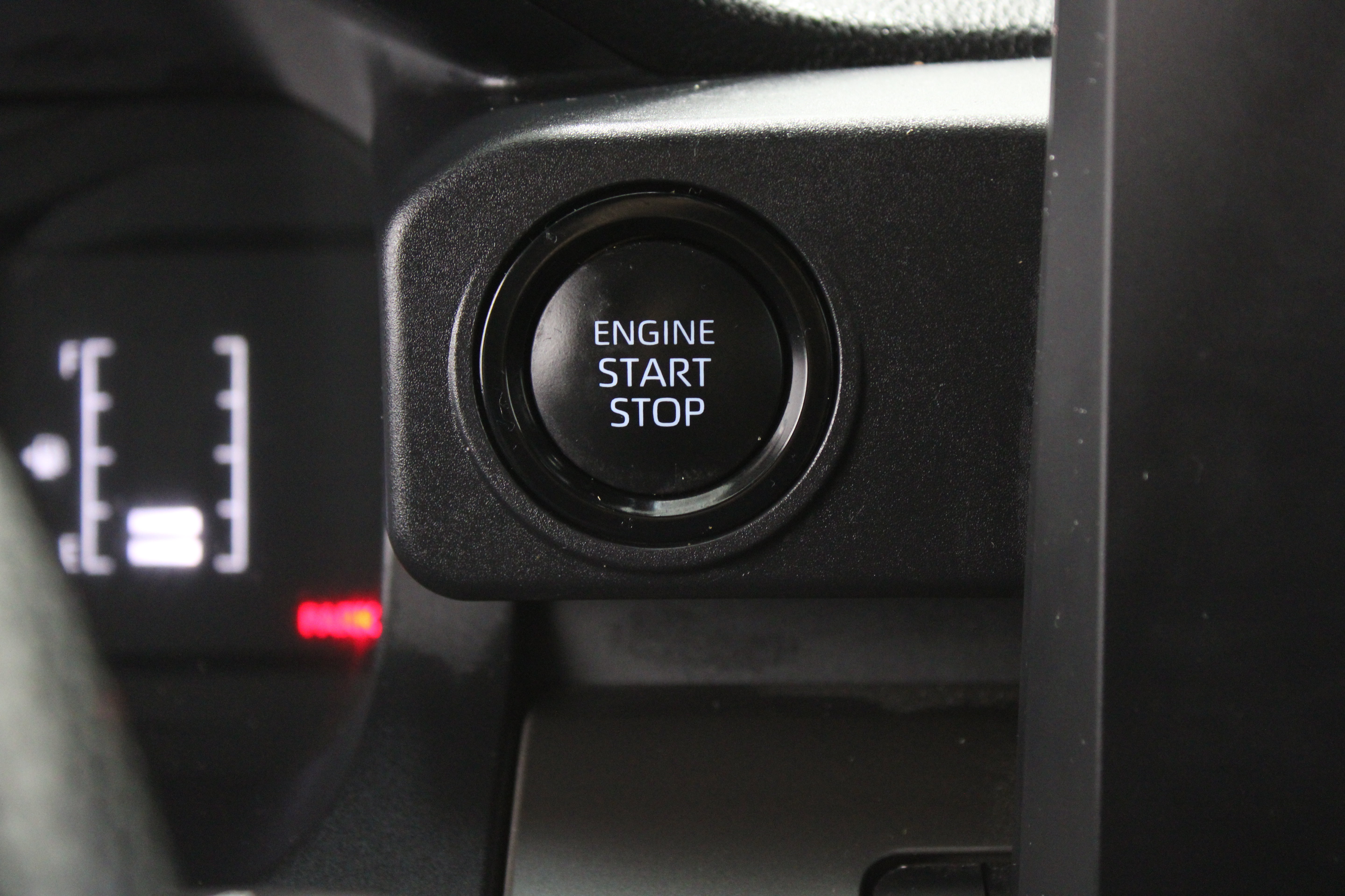 Used 2024 Toyota Tacoma SR5 RWD image 18