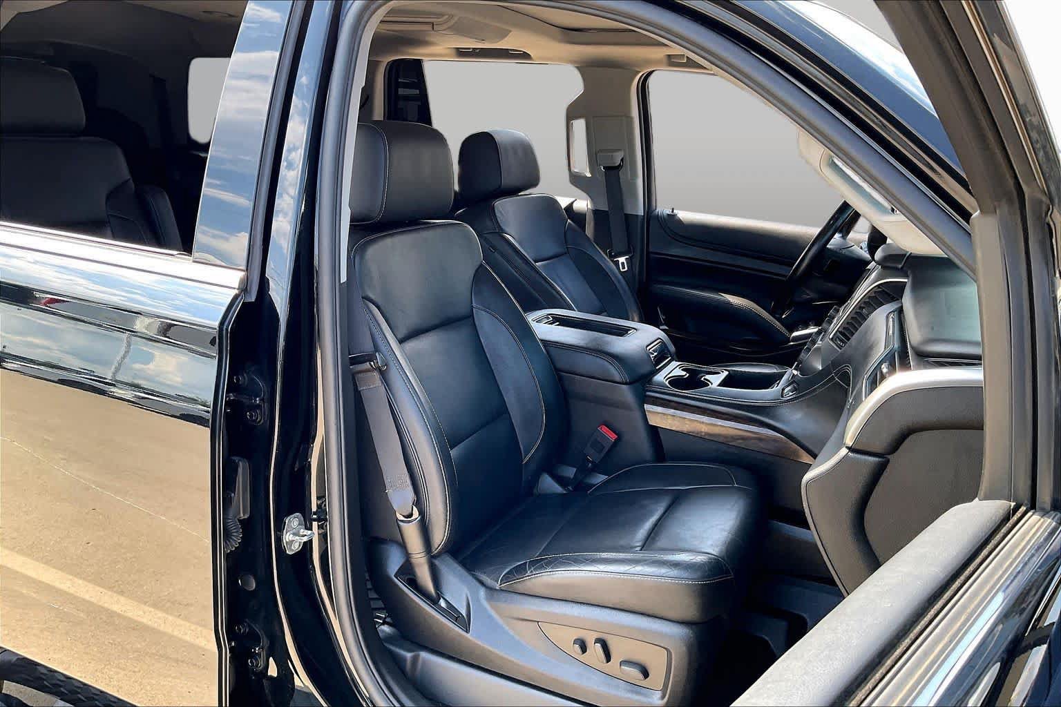 Used 2018 Chevrolet Tahoe LT AWD/4WD image 9