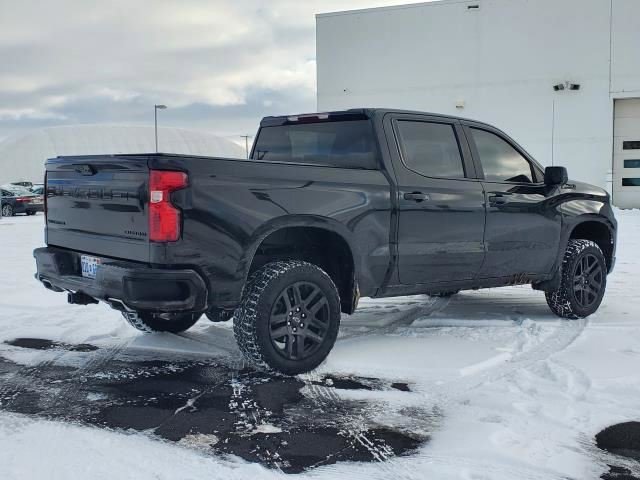 Certified 2022 Chevrolet Silverado 1500 Custom Trail Boss w/ Midnight Edition image 4