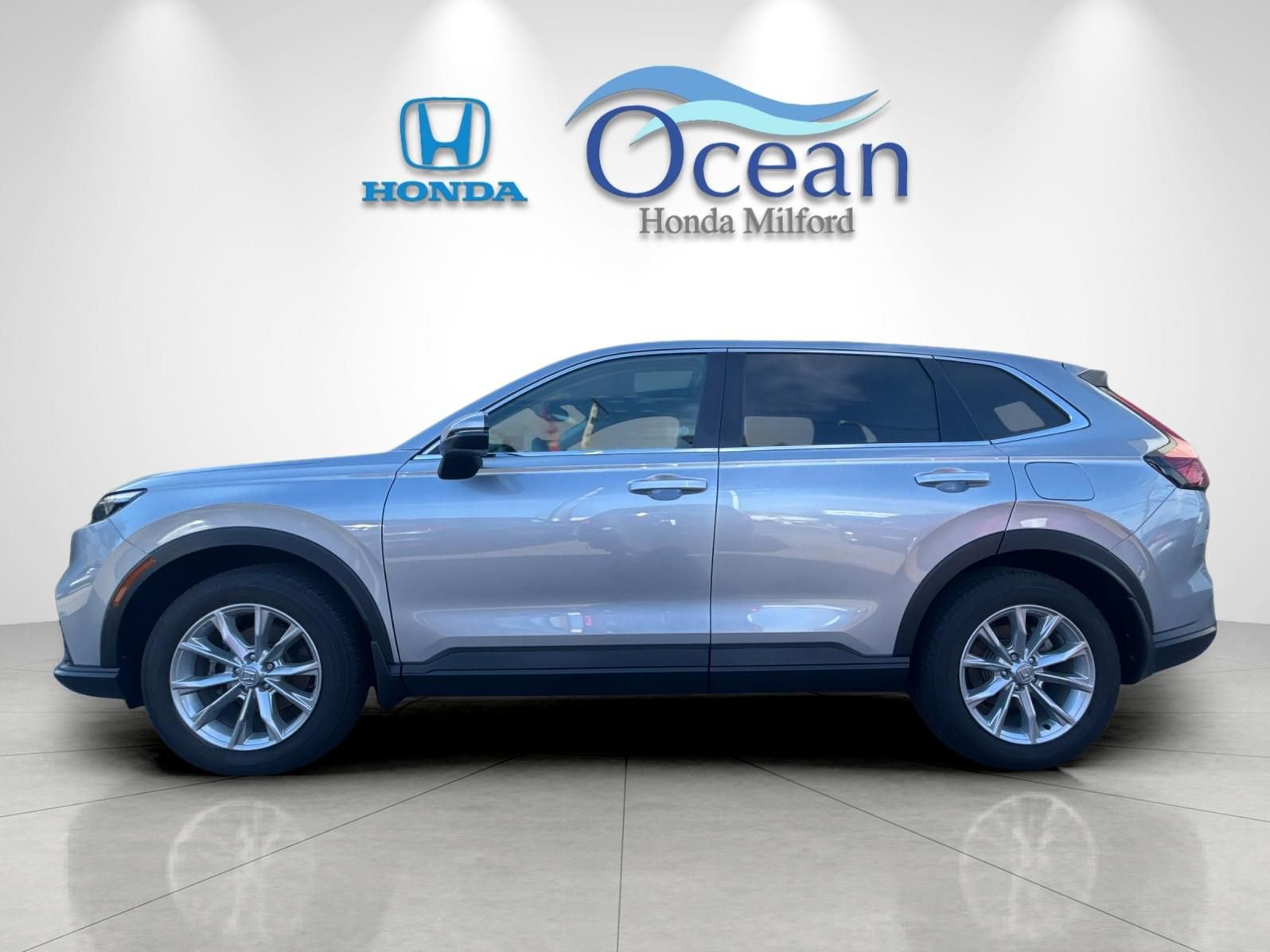 Used 2024 Honda CR-V EX-L image 6