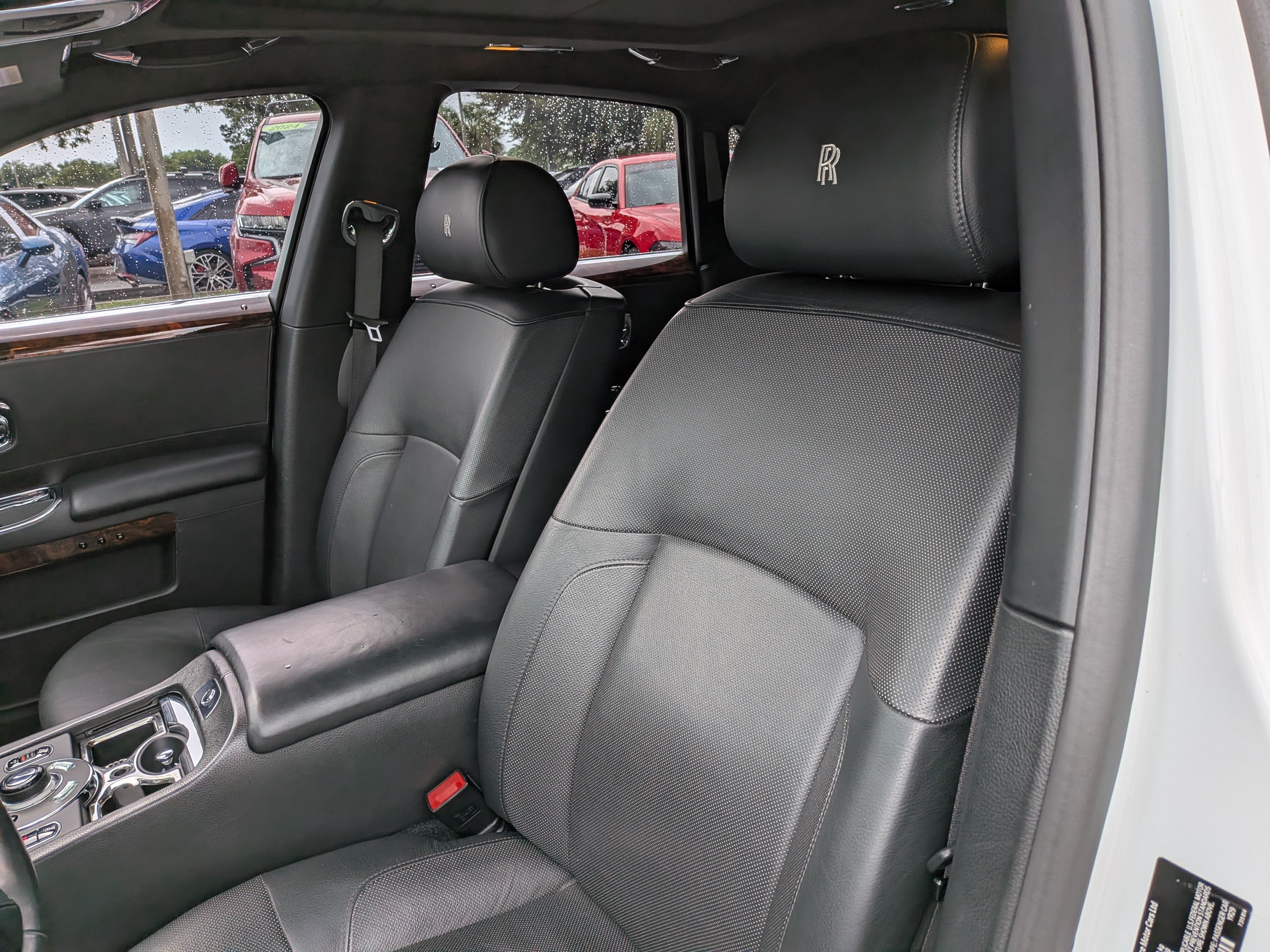 Used 2013 Rolls-Royce Ghost RWD image 14