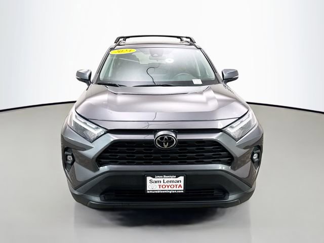 Used 2023 Toyota RAV4 XLE Premium image 2