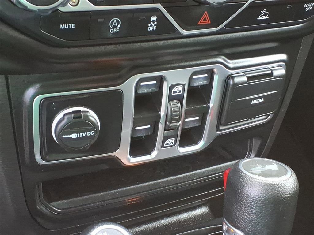 Used 2022 Jeep Wrangler Unlimited Sport AWD/4WD image 30