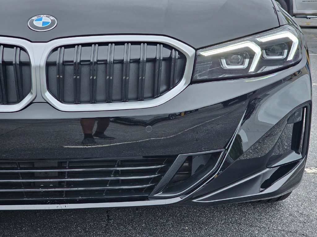 New 2026 BMW 330i Sedan RWD image 9