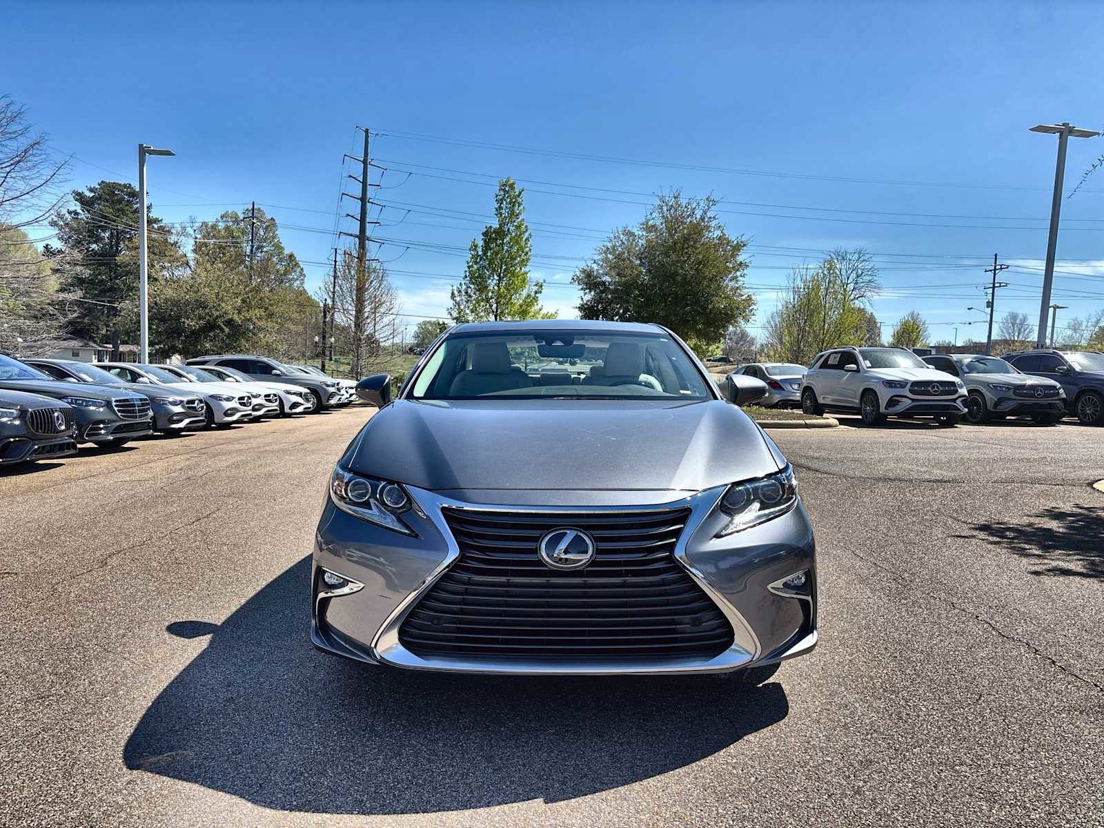 Used 2018 Lexus ES 350 w/ Luxury Package w/Wood Trim image 11