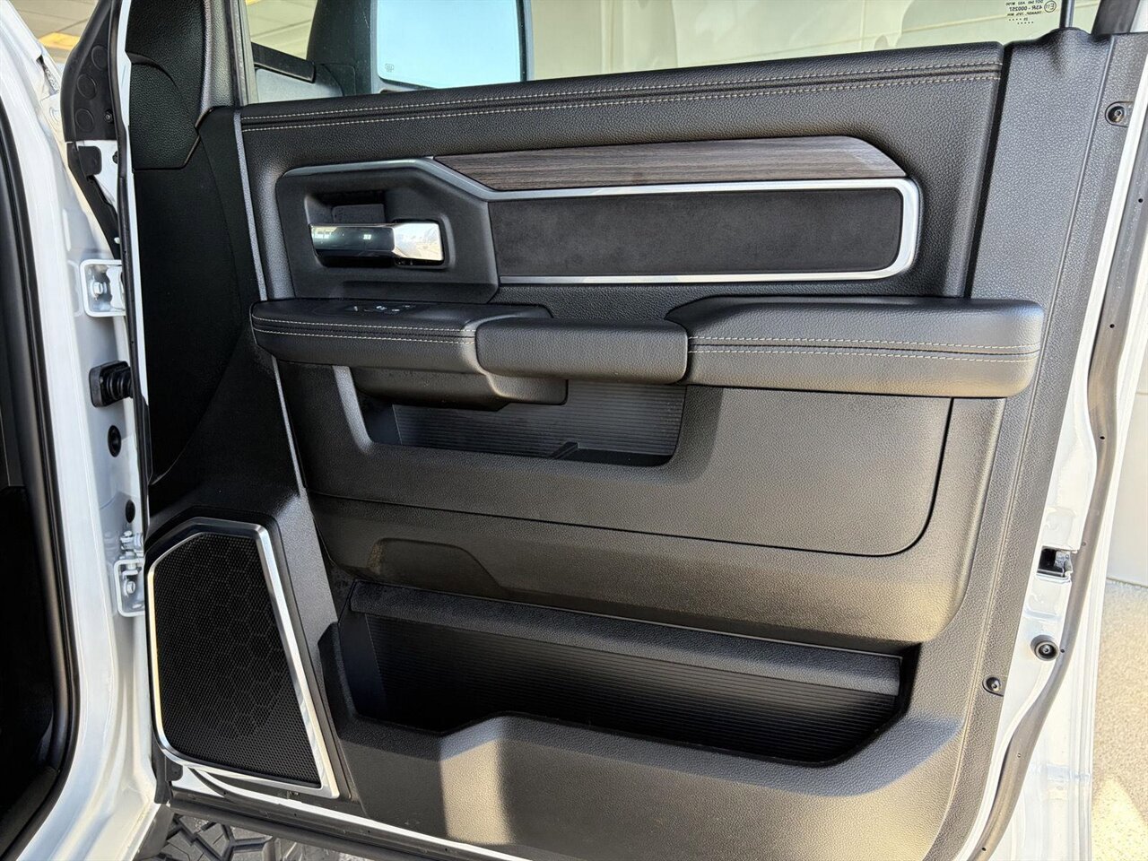 Used 2026 RAM 2500 Laramie image 34