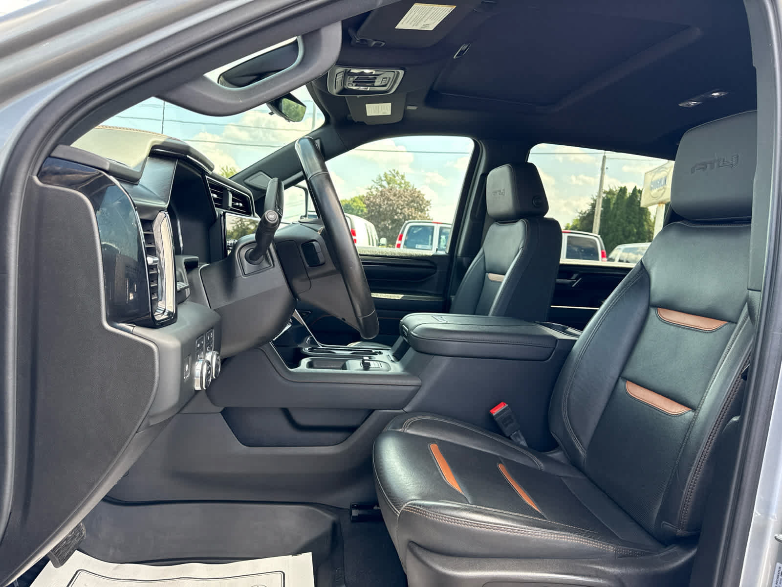 Certified 2024 GMC Sierra 3500 AT4 w/ AT4 Premium Plus Package AWD/4WD image 11