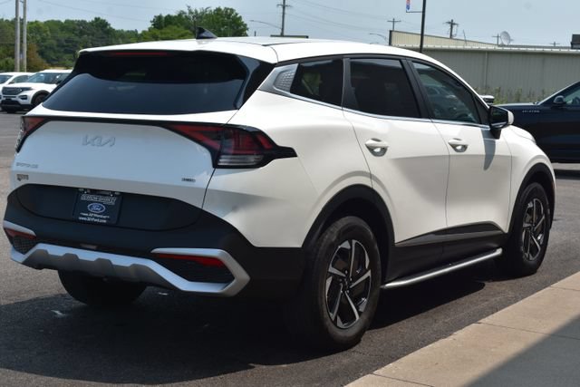 Used 2023 Kia Sportage LX AWD/4WD image 9