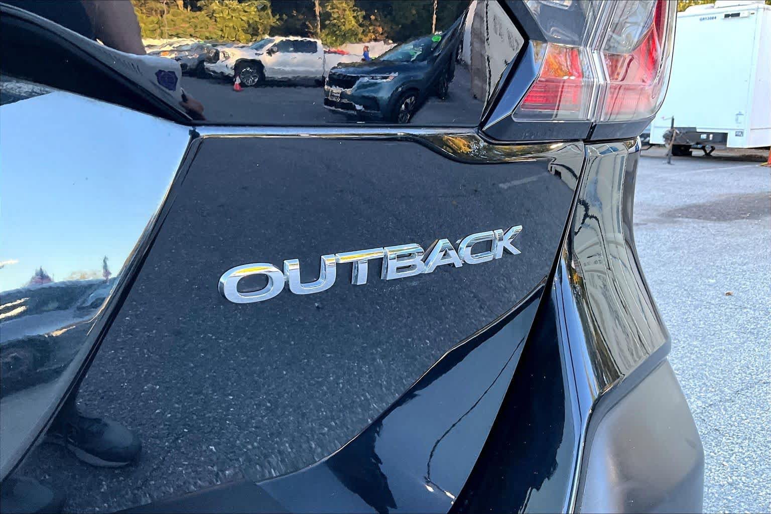 Used 2022 Subaru Outback Premium AWD/4WD image 10