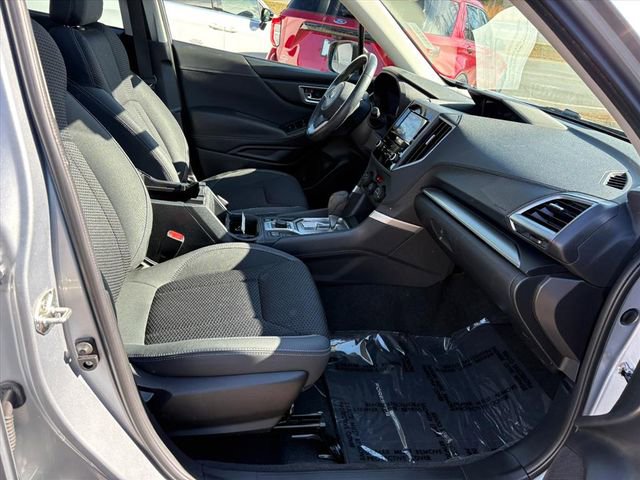 Used 2021 Subaru Forester Premium image 16