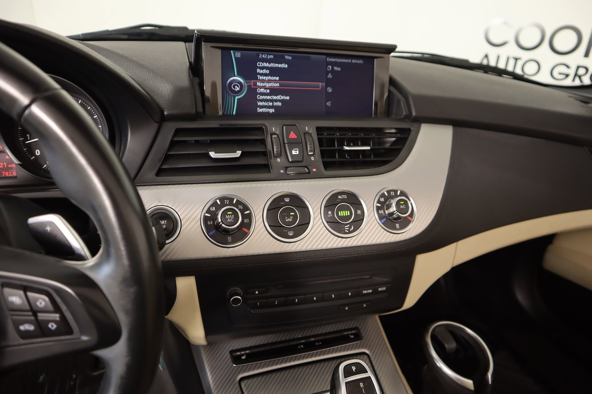 Used 2015 BMW Z4 sDrive28i image 5