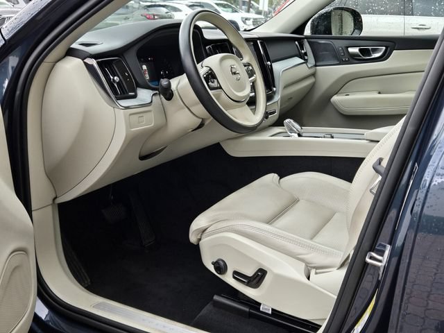 Certified 2024 Volvo XC60 B5 Ultimate AWD/4WD image 13