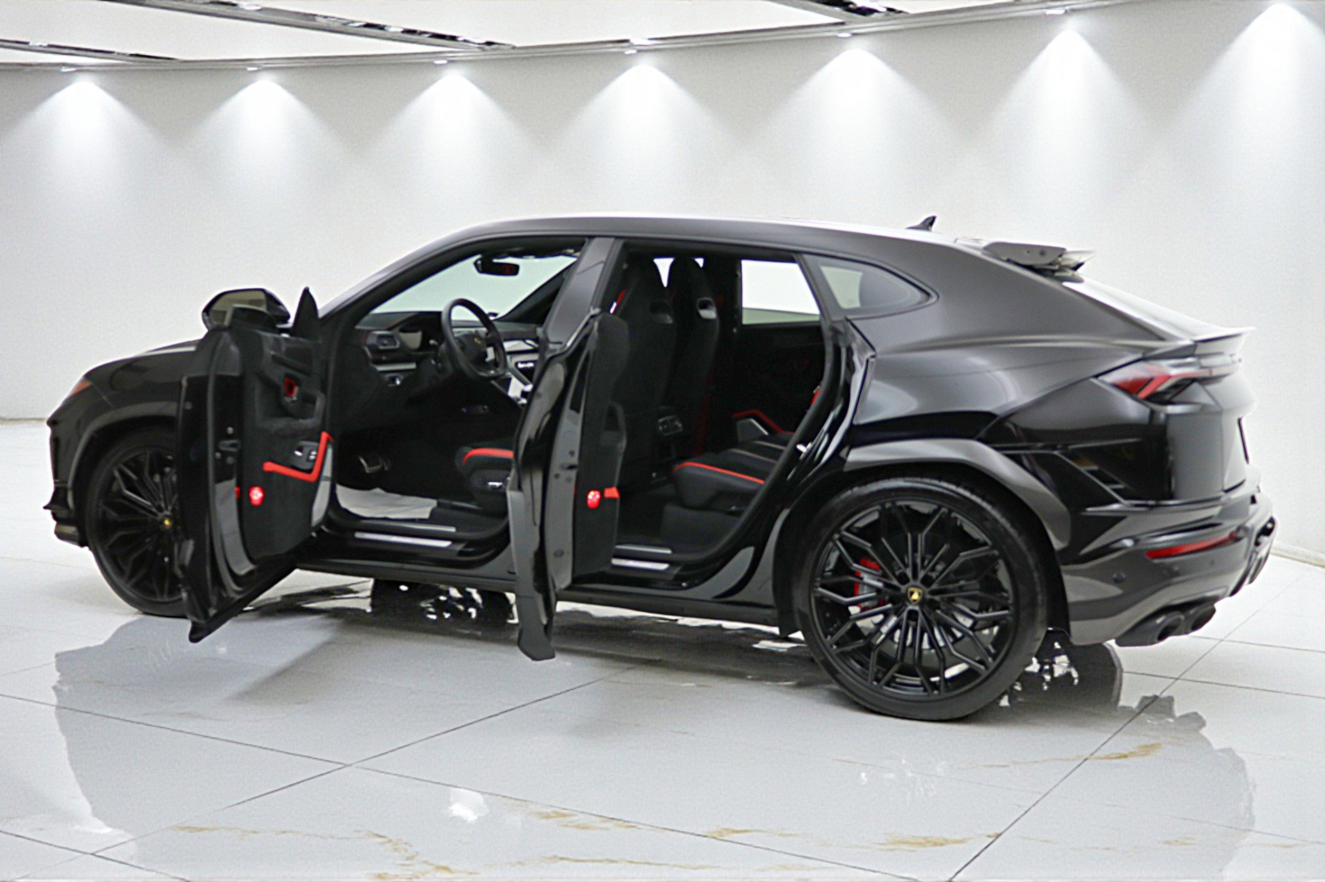 Used 2024 Lamborghini Urus Performante image 6