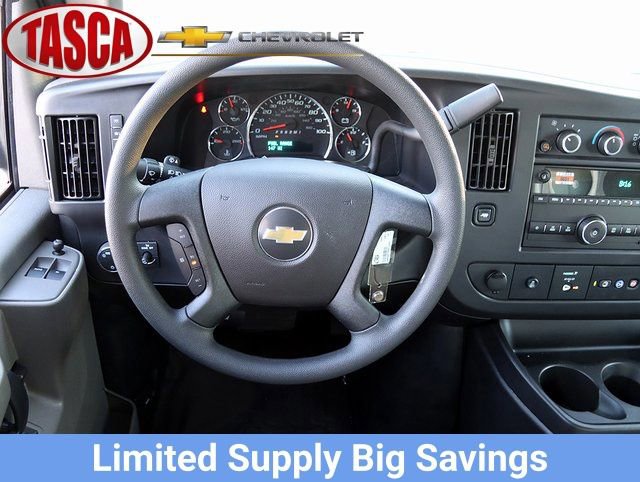 New 2024 Chevrolet Express 3500 w/ Power Convenience Package RWD image 19