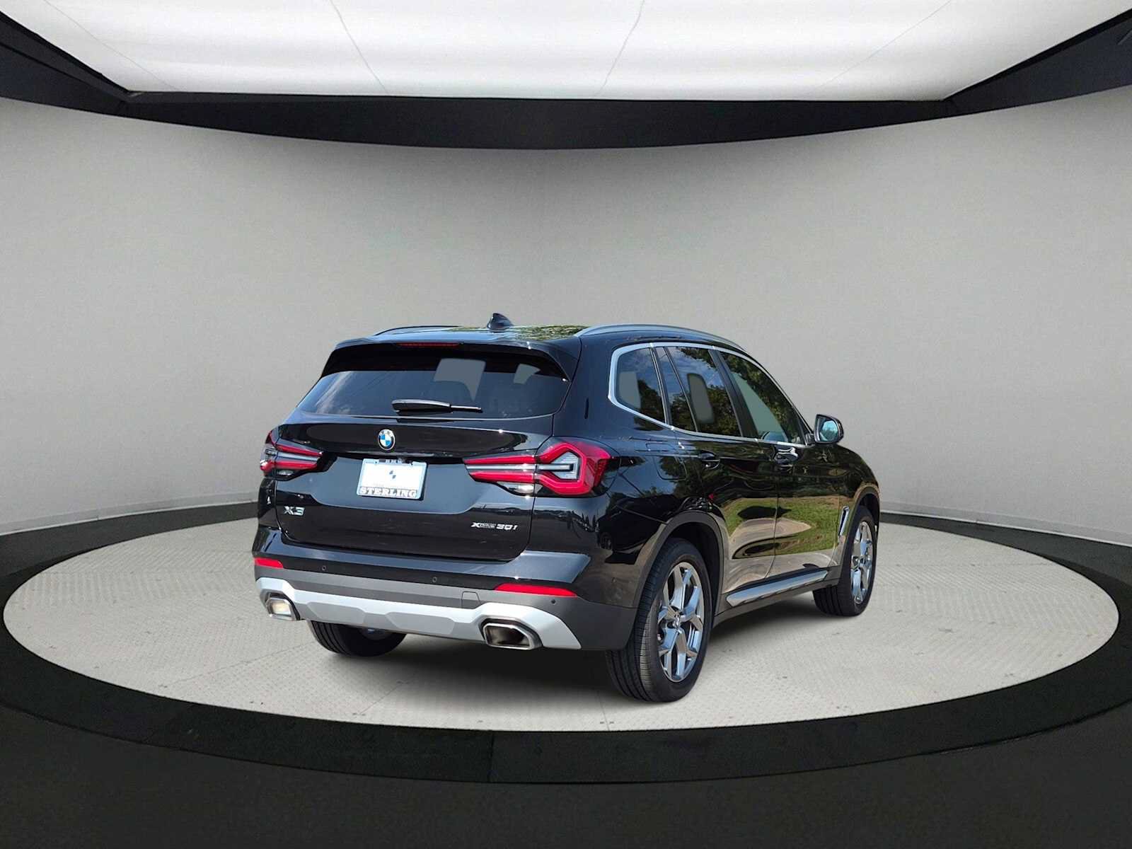 Used 2024 BMW X3 xDrive30i w/ Premium Package AWD/4WD image 8