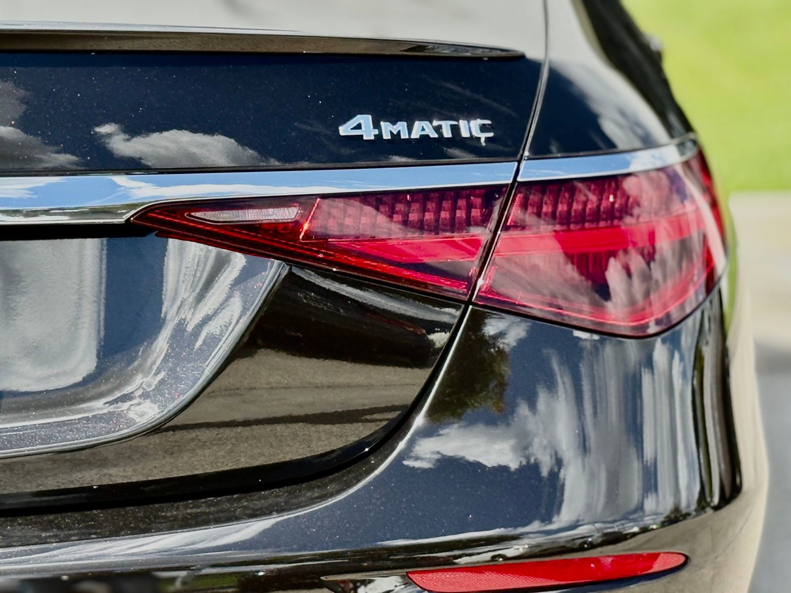 Used 2023 Mercedes-Benz S 500 4MATIC image 15