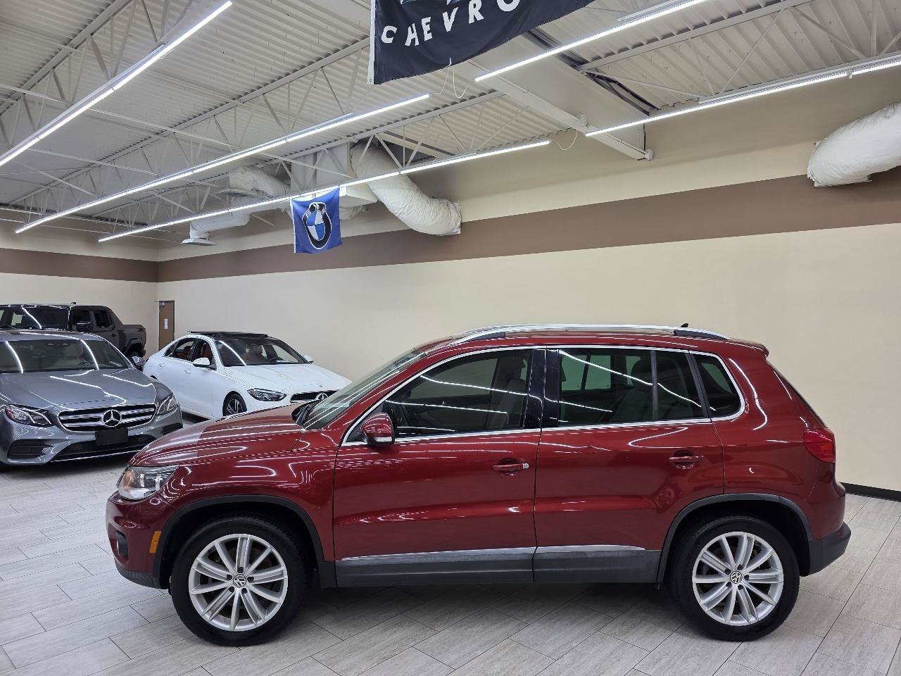Used 2014 Volkswagen Tiguan SEL FWD image 9