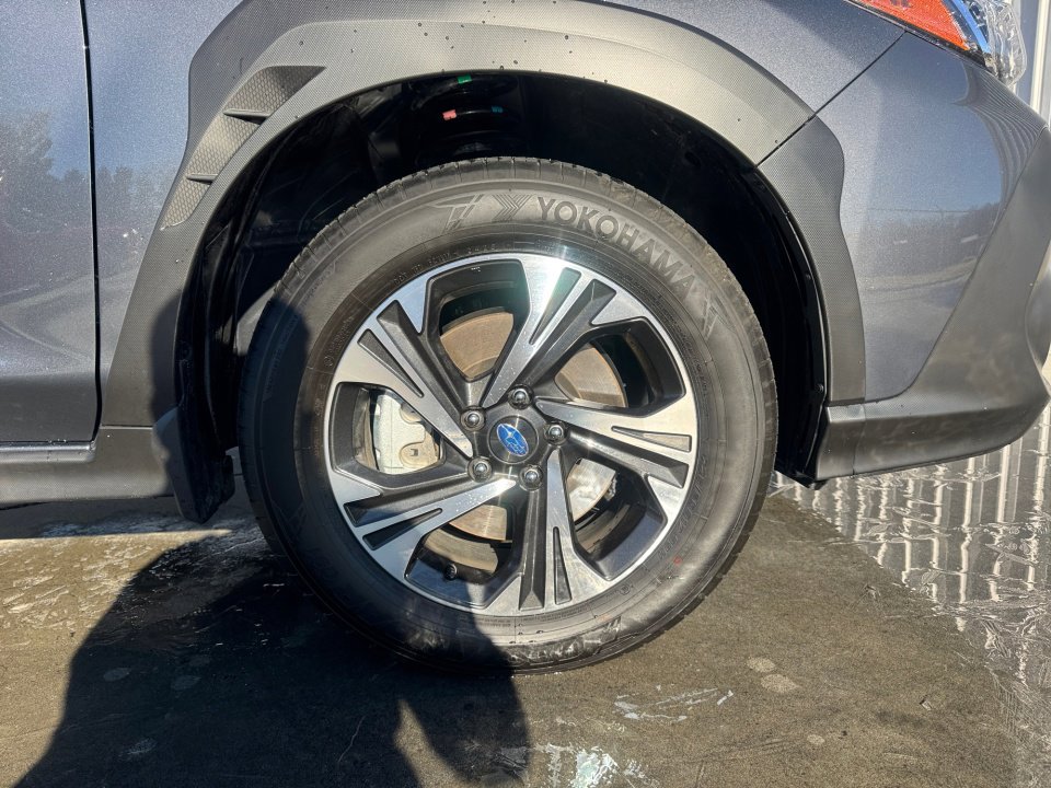 Used 2025 Subaru Crosstrek 2.0i Premium image 29